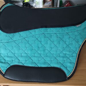 Sattelunterlagen für Fellsättel & Reitpads